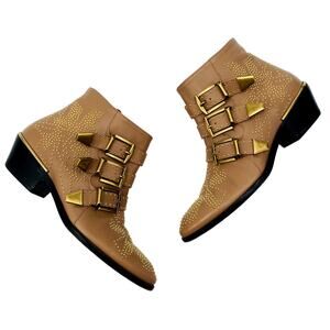 Chloe Susanna tan leather studded buckle booties